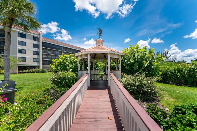 25188 MARION AVENUE D101, Punta Gorda, FL 33950