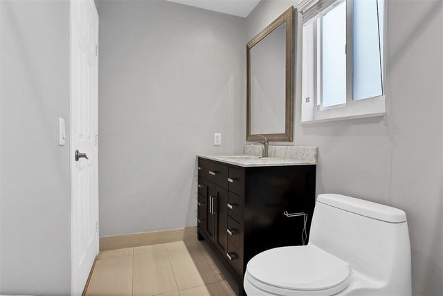 4345 Pine Ridge Ct, Weston, FL 33331