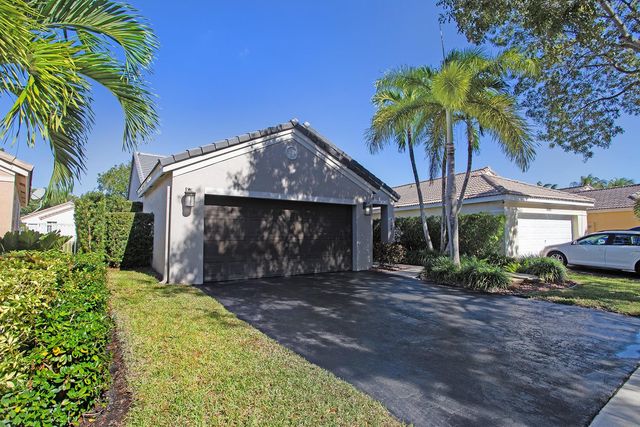 4345 Pine Ridge Ct, Weston, FL 33331