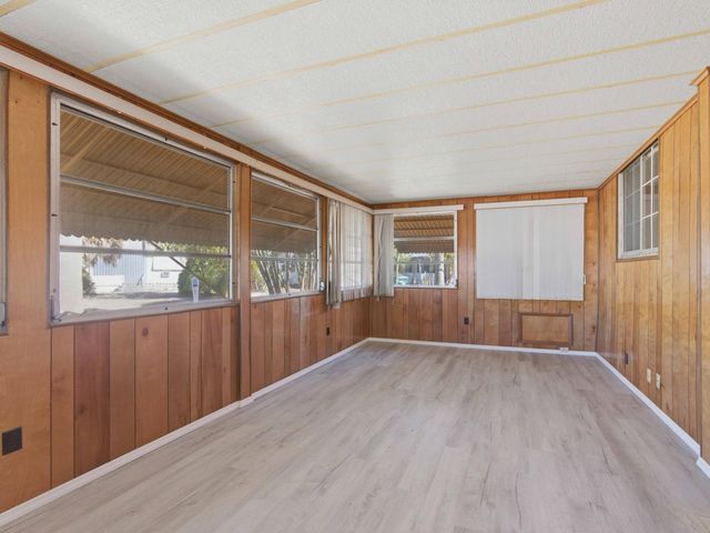 8903 Oak Street, Boynton Beach, FL 33436