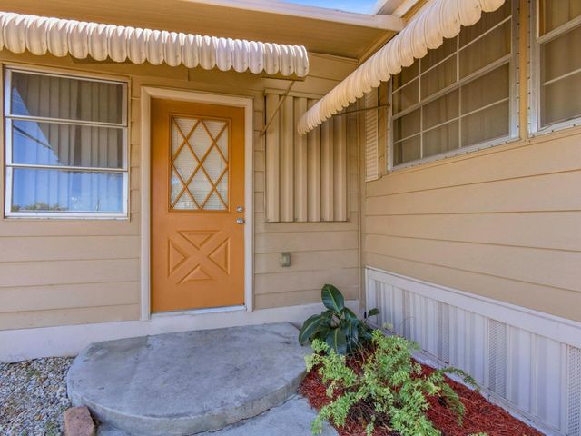 8903 Oak Street, Boynton Beach, FL 33436