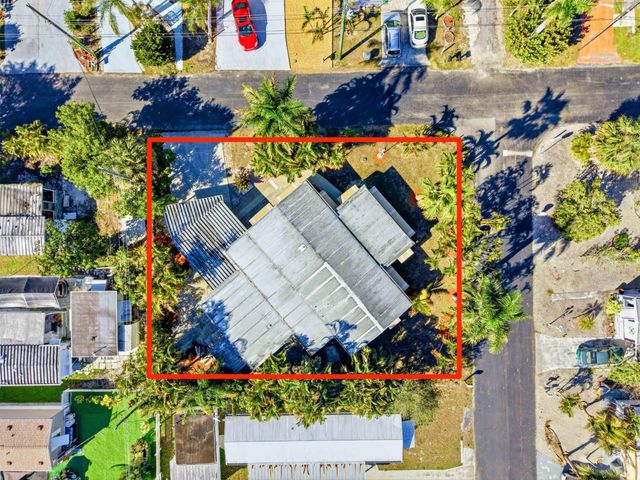 8903 Oak Street, Boynton Beach, FL 33436