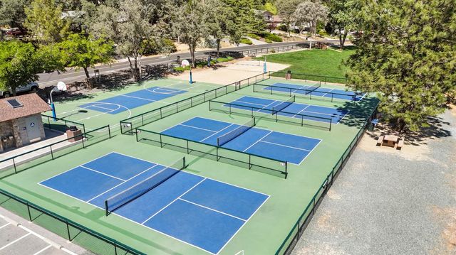 23498 Rolling Hills Ct, Auburn, CA 95602