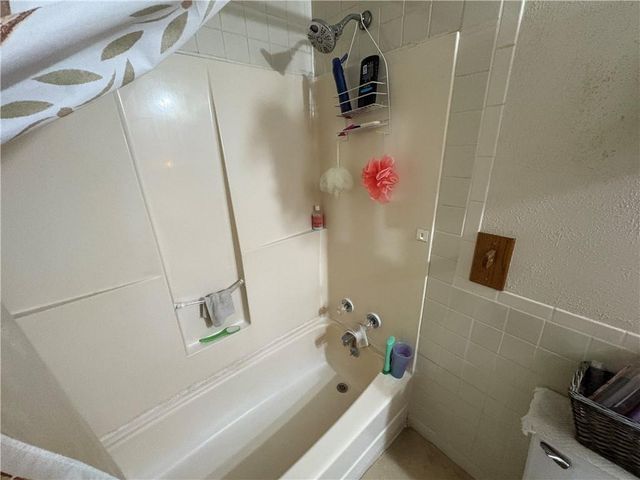 5612 Crescent Avenue, Raytown, MO 64133