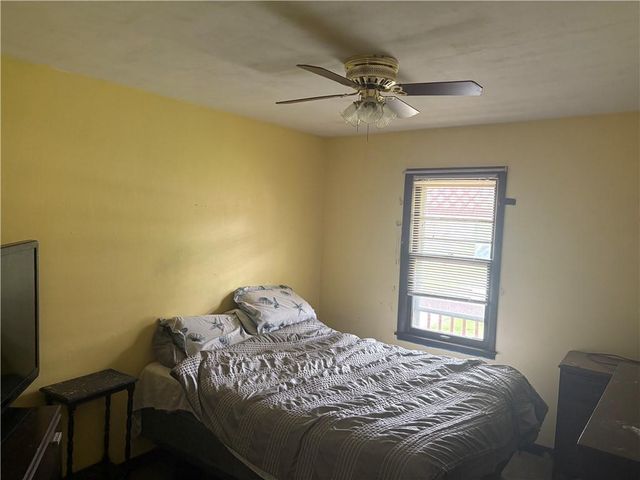 5612 Crescent Avenue, Raytown, MO 64133