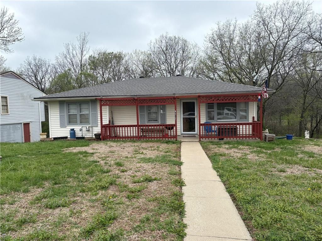 5612 Crescent Avenue, Raytown, MO 64133