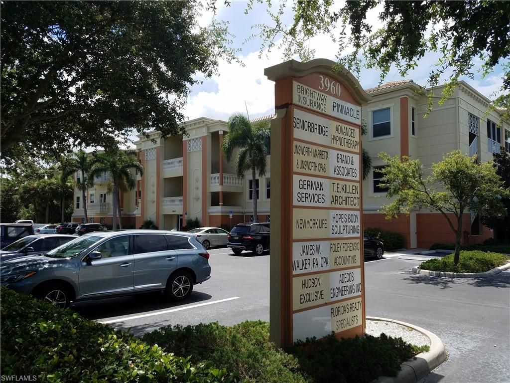 3960 Radio RD 207, NAPLES, FL 34104 — photo 4