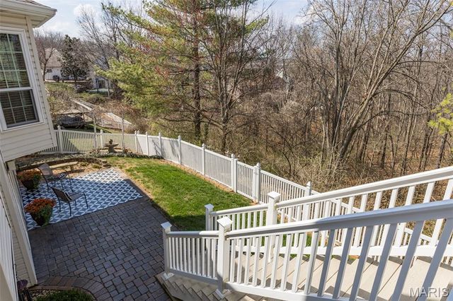 7225 Crystal Lake Court, St Louis, MO 63129