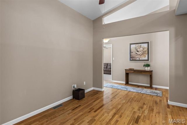 7225 Crystal Lake Court, St Louis, MO 63129