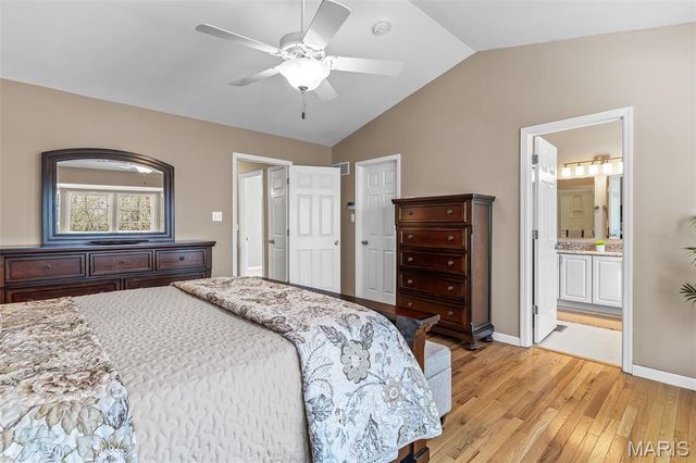 7225 Crystal Lake Court, St Louis, MO 63129