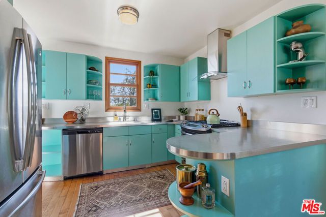 6024 Crestwood Way, Los Angeles, CA 90042