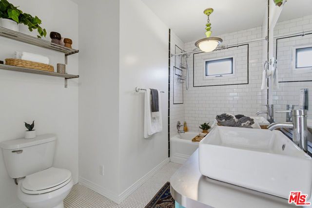 6024 Crestwood Way, Los Angeles, CA 90042