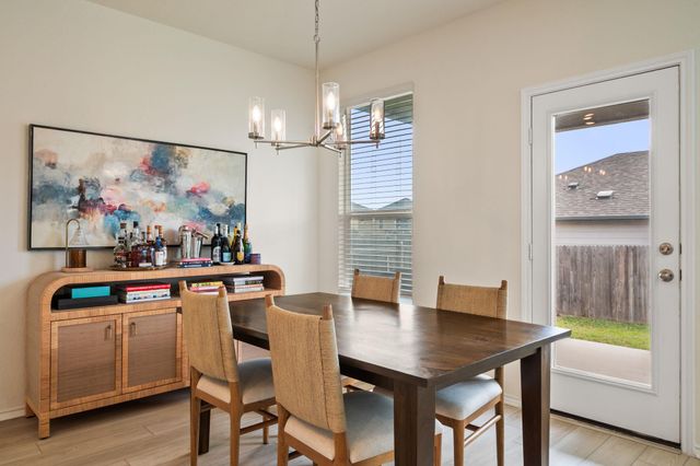 7805 House Finch DR, Austin, TX 78744
