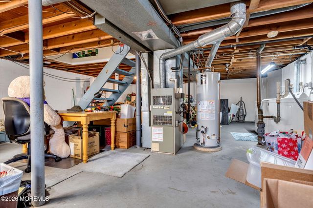 8 Trinity Place, Jackson, NJ 08527