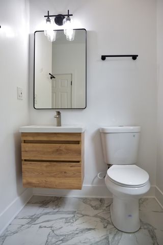 5843 S Indiana Avenue, Chicago, IL 60637