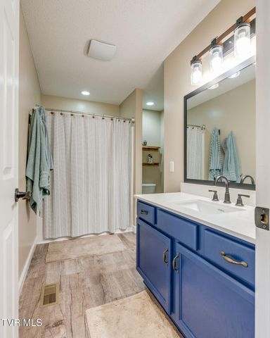 2937 Forest View Road, Kingsport, TN 37660