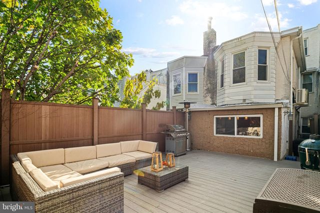 2831 POPLAR ST, Philadelphia, PA 19130