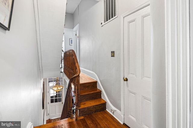 2831 POPLAR ST, Philadelphia, PA 19130