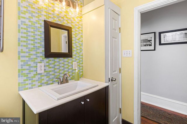 2831 POPLAR ST, Philadelphia, PA 19130