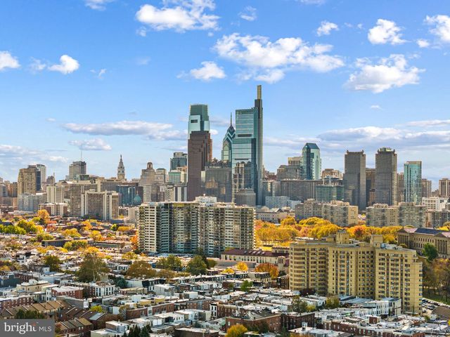 2831 POPLAR ST, Philadelphia, PA 19130