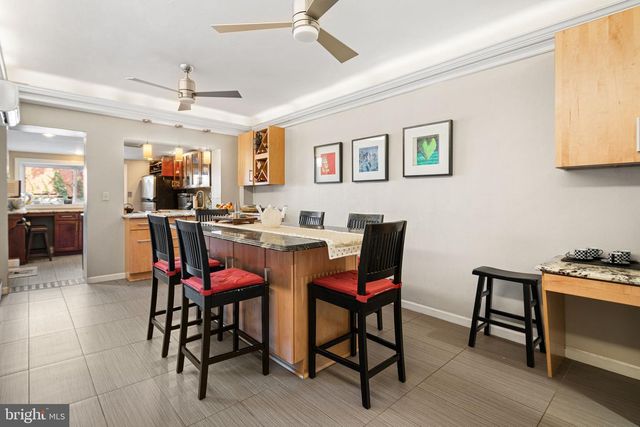 2831 POPLAR ST, Philadelphia, PA 19130