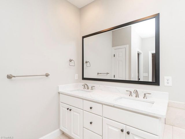 4543 Freedom Drive, Burlington, NC 27215