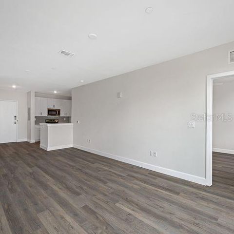 357 5TH STREET S 2, St Petersburg, FL 33701