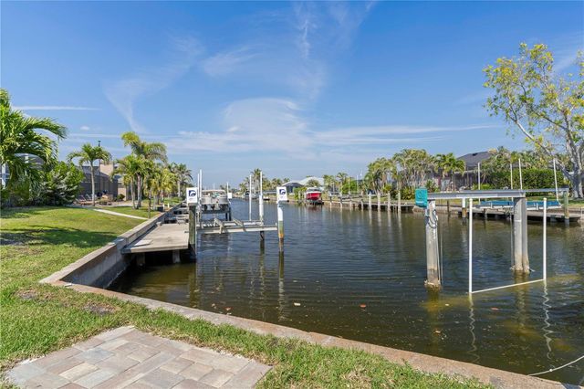 1880 AQUI ESTA DRIVE, Punta Gorda, FL 33950