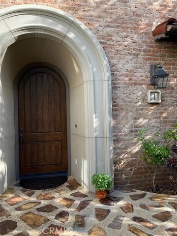 1 Gentle Breeze, Newport Coast, CA 92657