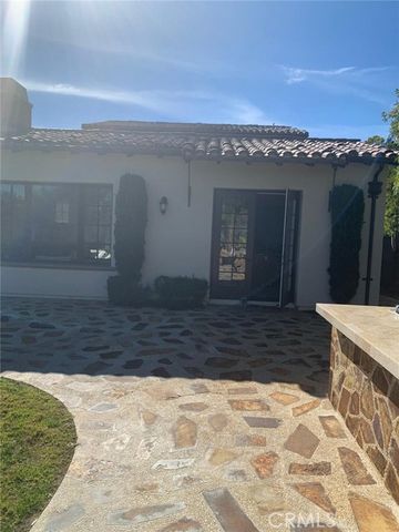 1 Gentle Breeze, Newport Coast, CA 92657