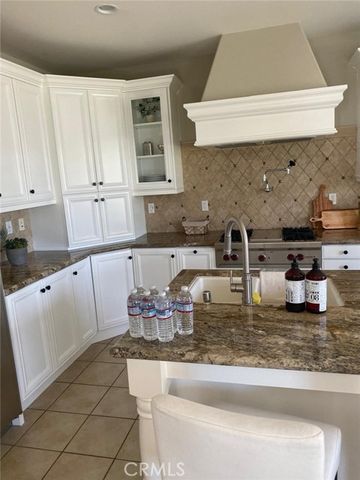 1 Gentle Breeze, Newport Coast, CA 92657