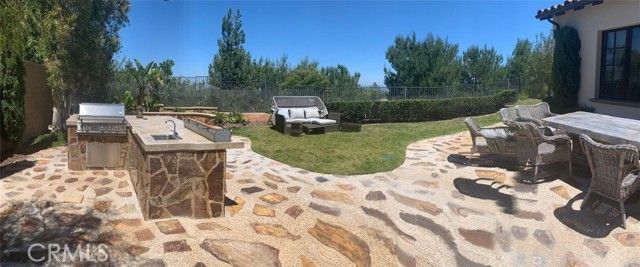 1 Gentle Breeze, Newport Coast, CA 92657