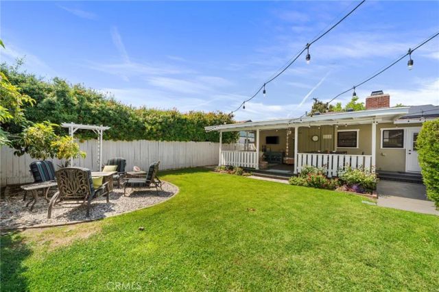 822 E Walnut Avenue, Orange, CA 92867
