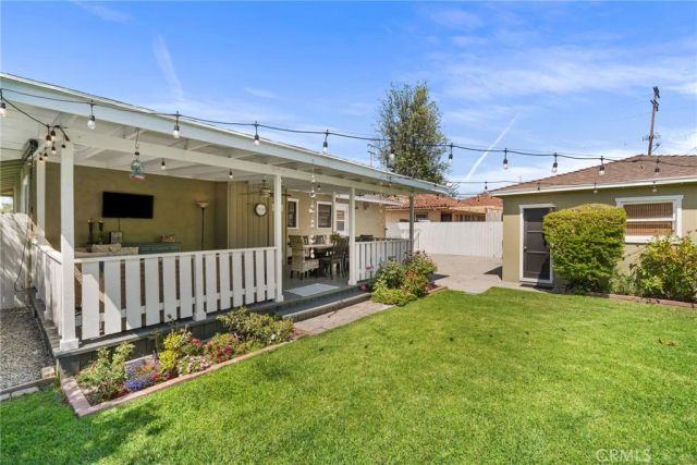 822 E Walnut Avenue, Orange, CA 92867