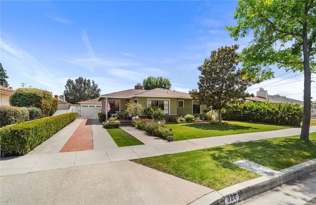 822 E Walnut Avenue, Orange, CA 92867