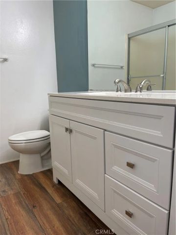 8163 Redlands, Los Angeles, CA 90293