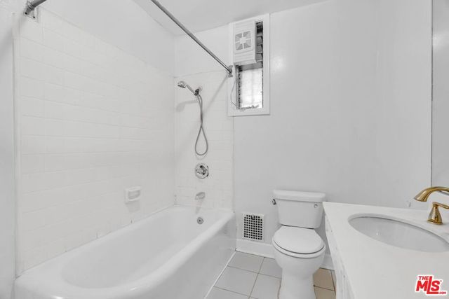 1412 S Victoria Avenue, Los Angeles, CA 90019