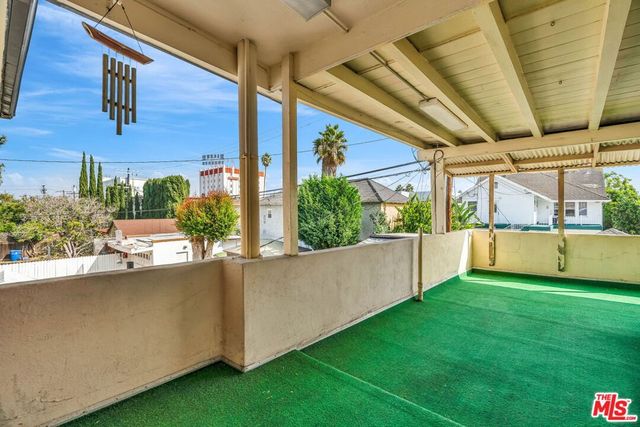 1412 S Victoria Avenue, Los Angeles, CA 90019