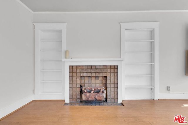 1412 S Victoria Avenue, Los Angeles, CA 90019