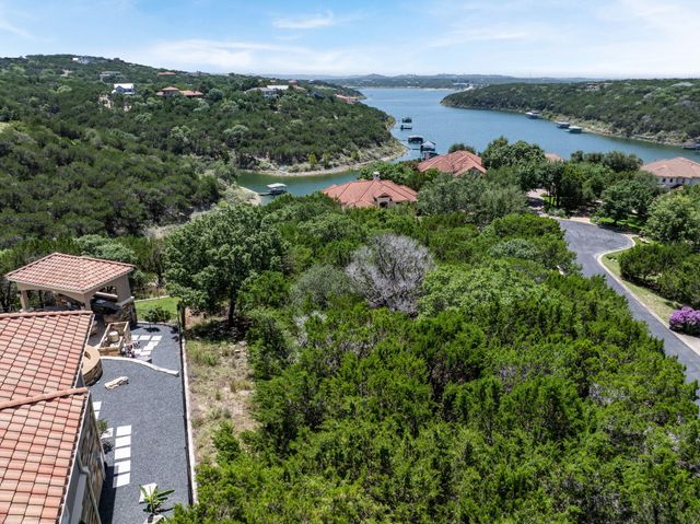 18505 Monet Pointe DR, Jonestown, TX 78645