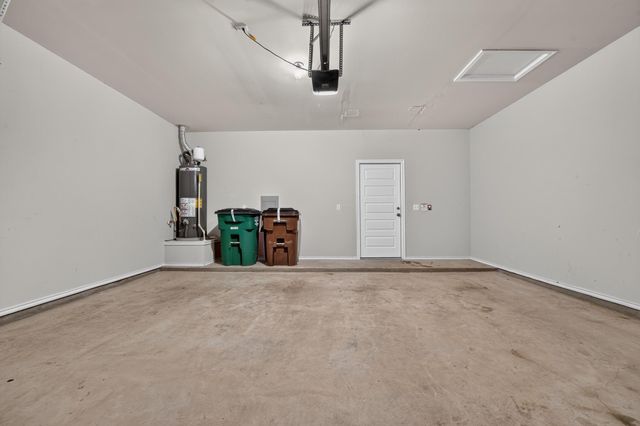 8013 Turnberry LN, Austin, TX 78744