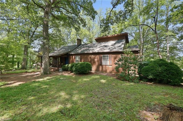 5275 Reynolda Road, Winston-salem, NC 27106