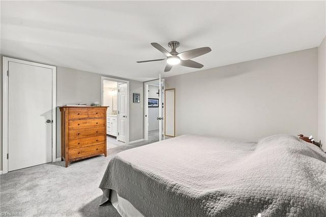5275 Reynolda Road, Winston-salem, NC 27106