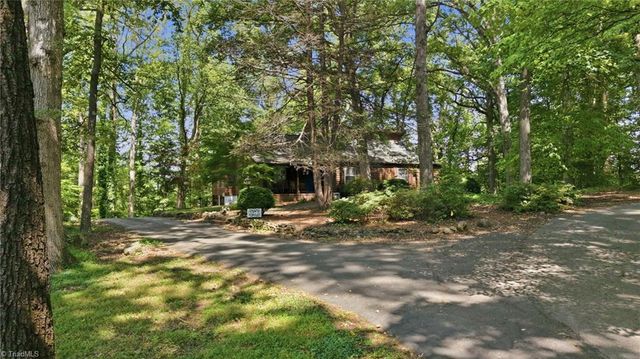 5275 Reynolda Road, Winston-salem, NC 27106