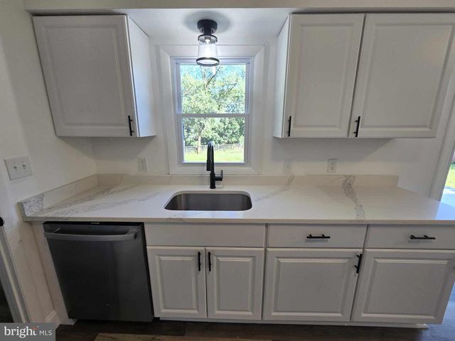 254 PRINCETON ST, Martinsburg, WV 25404