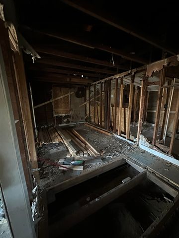 1323 SMITH AVE, Memphis, TN 38107