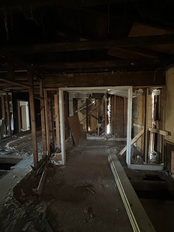 1323 SMITH AVE, Memphis, TN 38107