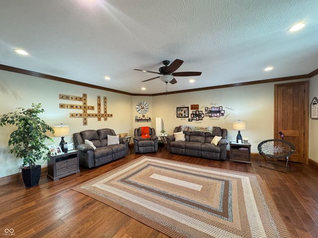 1084 E Jacks Way, Greensburg, IN 47240