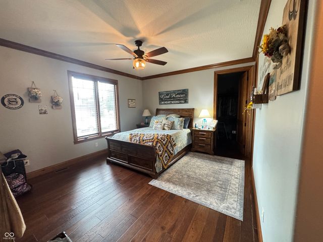 1084 E Jacks Way, Greensburg, IN 47240