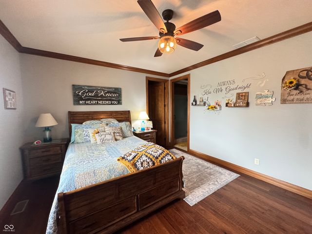 1084 E Jacks Way, Greensburg, IN 47240